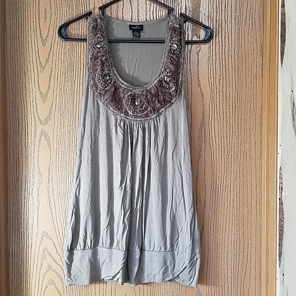 Blingy dressy tank top xl